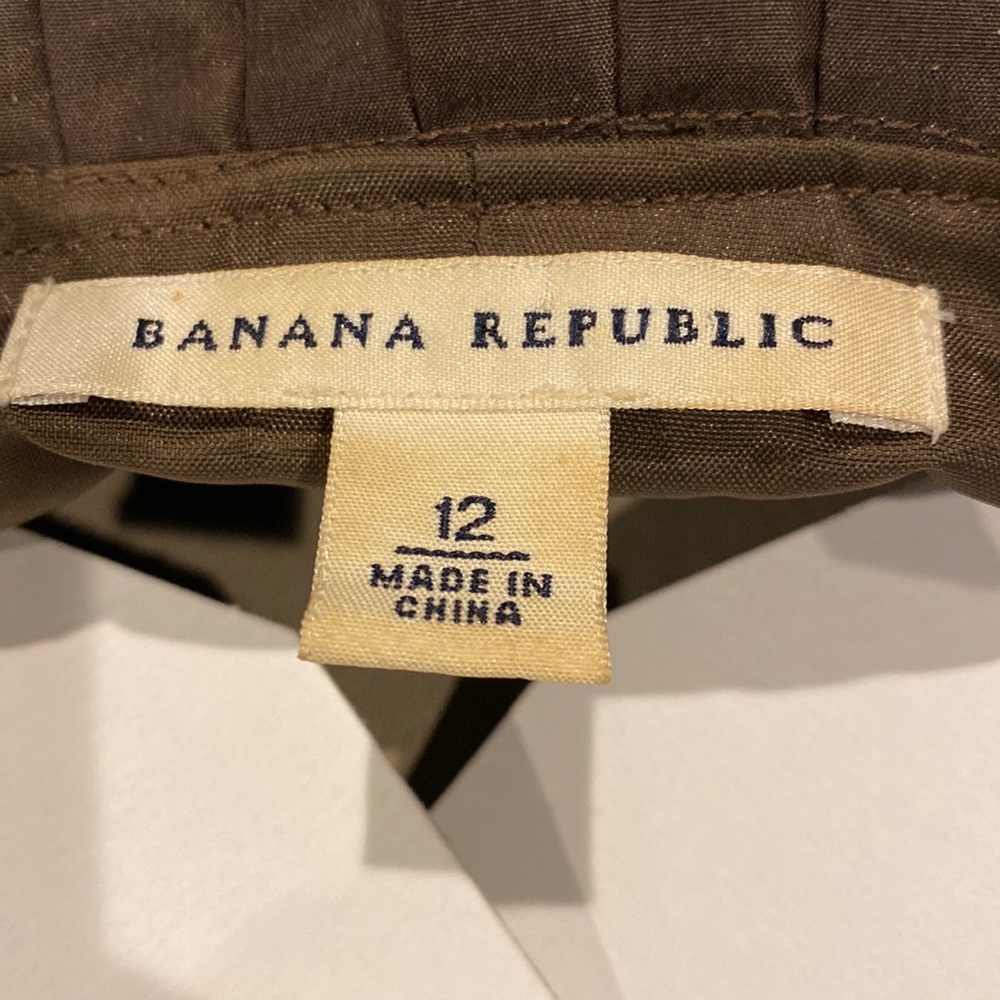 Super fun deep brown dress from banana republic!